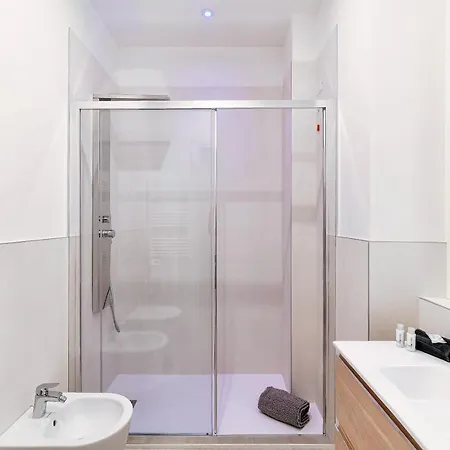 Apartament Hostini Como- Downtown Como