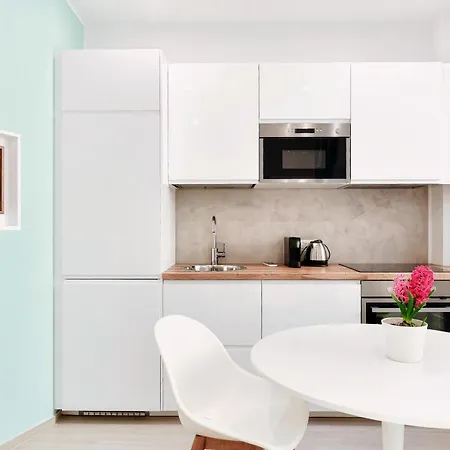 Hostini Como- Downtown Como