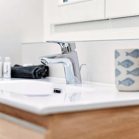 Hostini Como- Downtown *