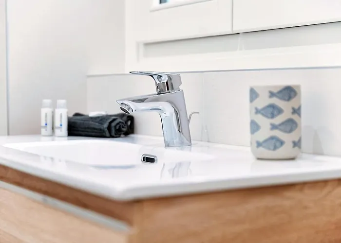 Hostini Como- Downtown *