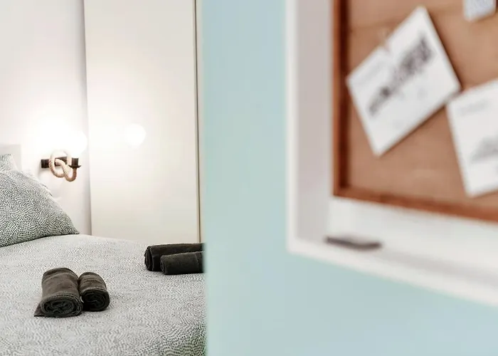 Hostini Como- Downtown Apartment