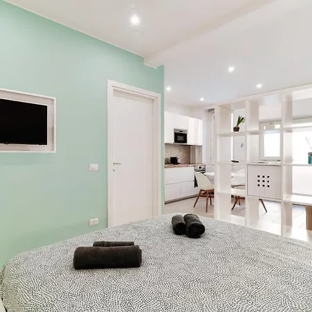 Hostini Como- Downtown * コモ